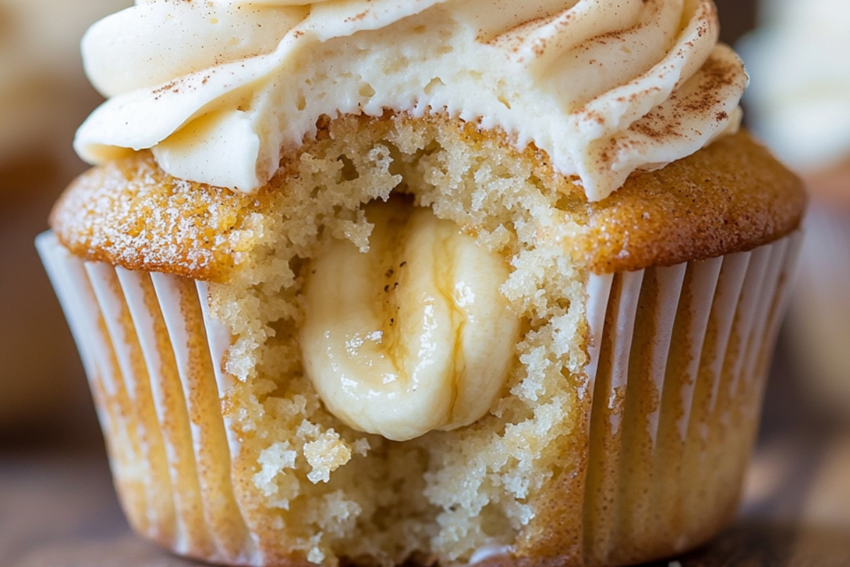 Banana Cream Cheese Cupcakes